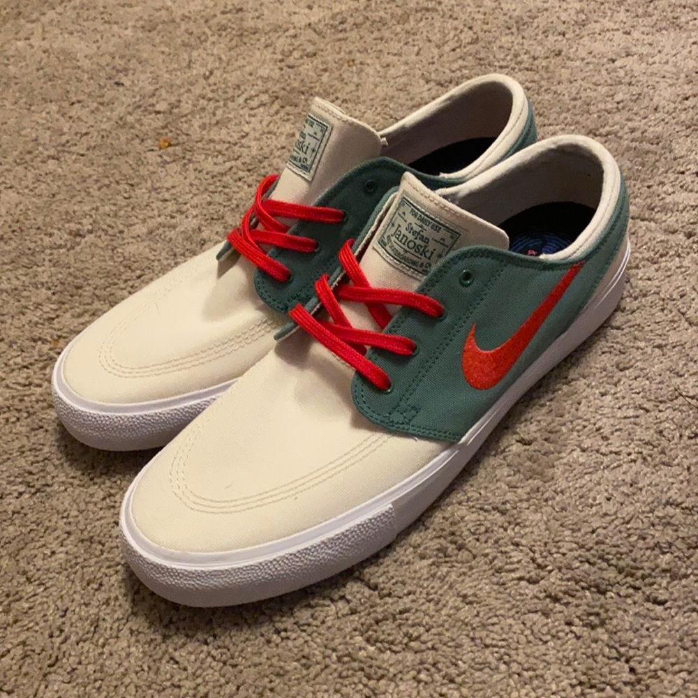 NIKE SB - STEFAN JANOSKI ZOOM AIR - BRAND NEW